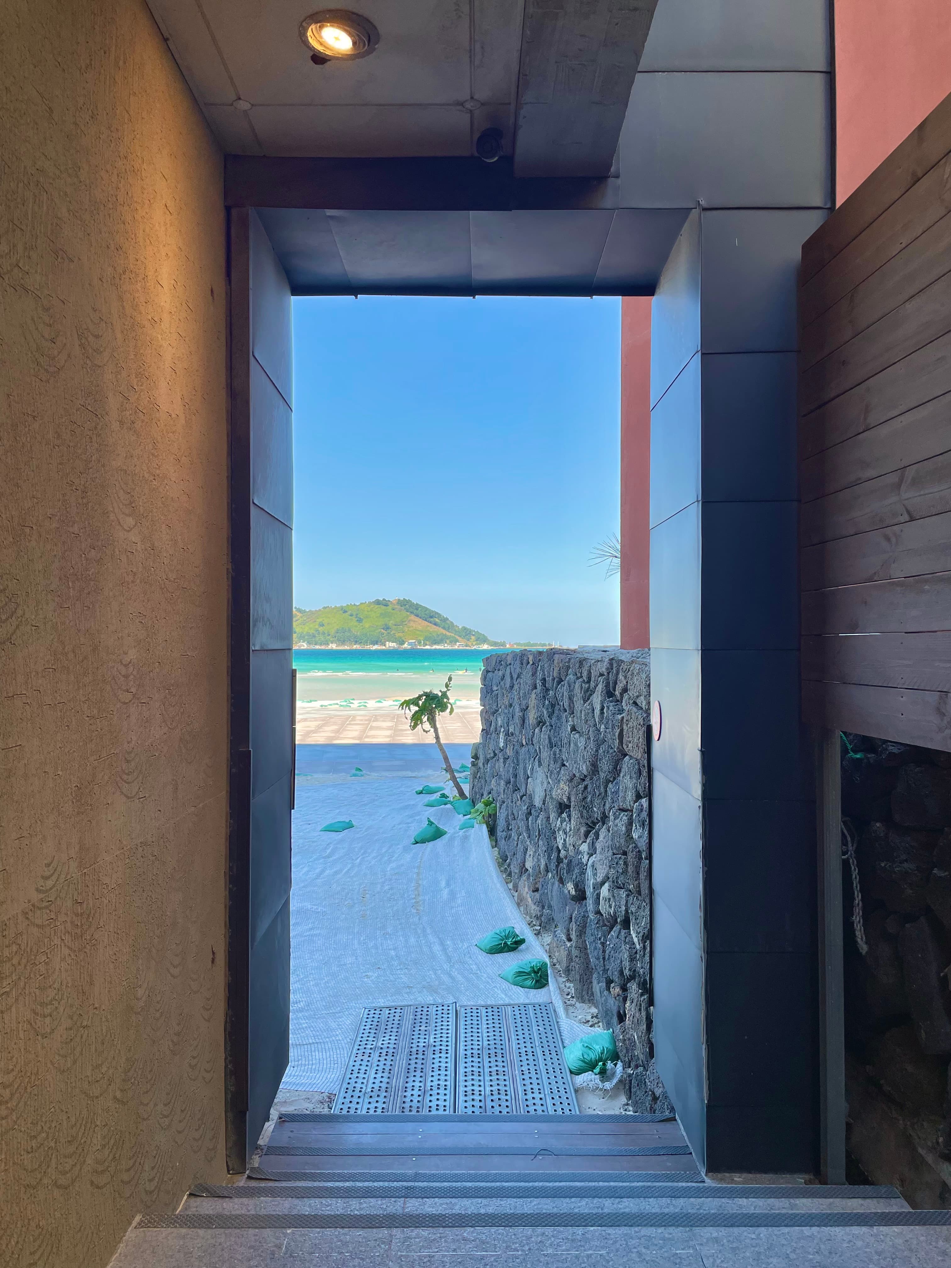 Hyeopjae Beach
